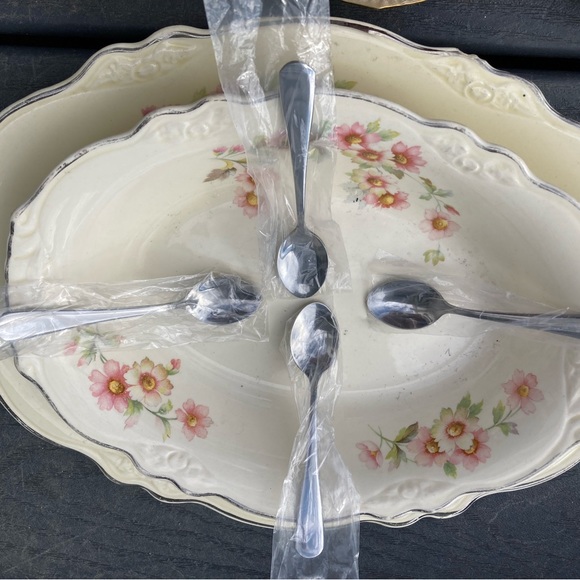 Miniature Porcelain Glass Tea Set from Germany - Picture 5 of 10